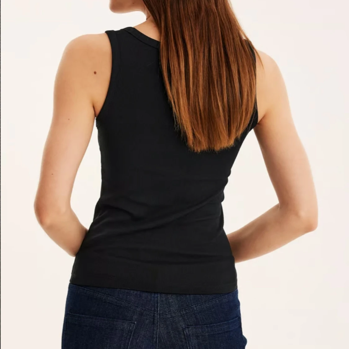 Svart ribbad linnetopp från Kappahl - 1