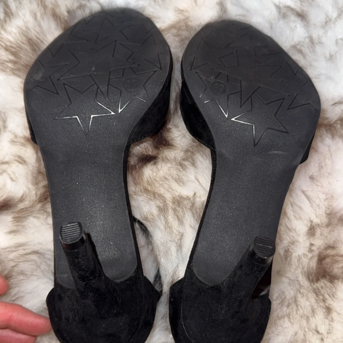 Svarta klackskor från Graceland - 2