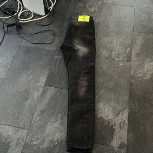 Svarta jeans från Dsquared2 -  Äkta disco jeans 