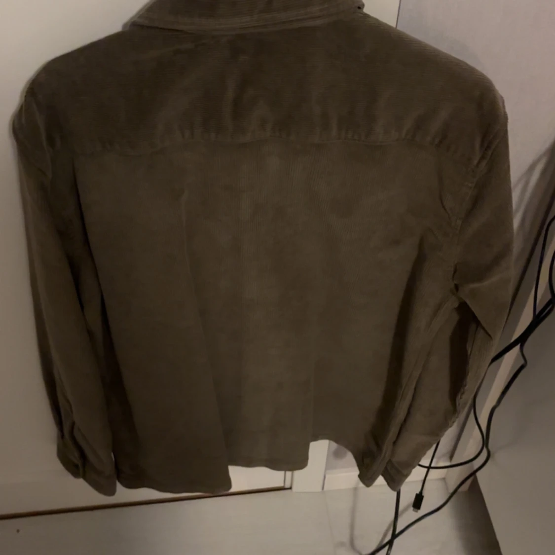 Olivgrön manchesterjacka från Selected - 1