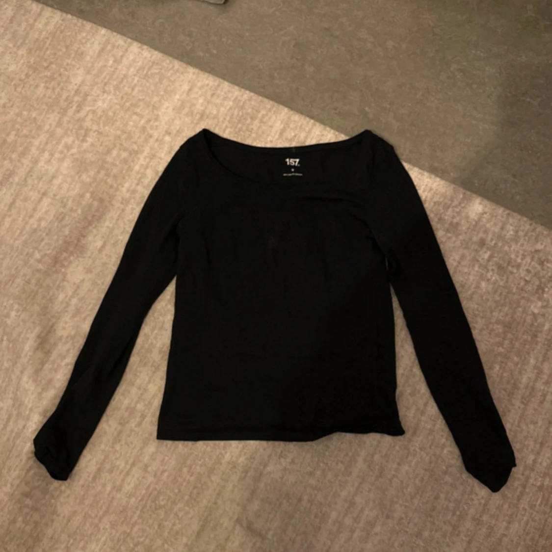 Svart långärmad tröja från 157
