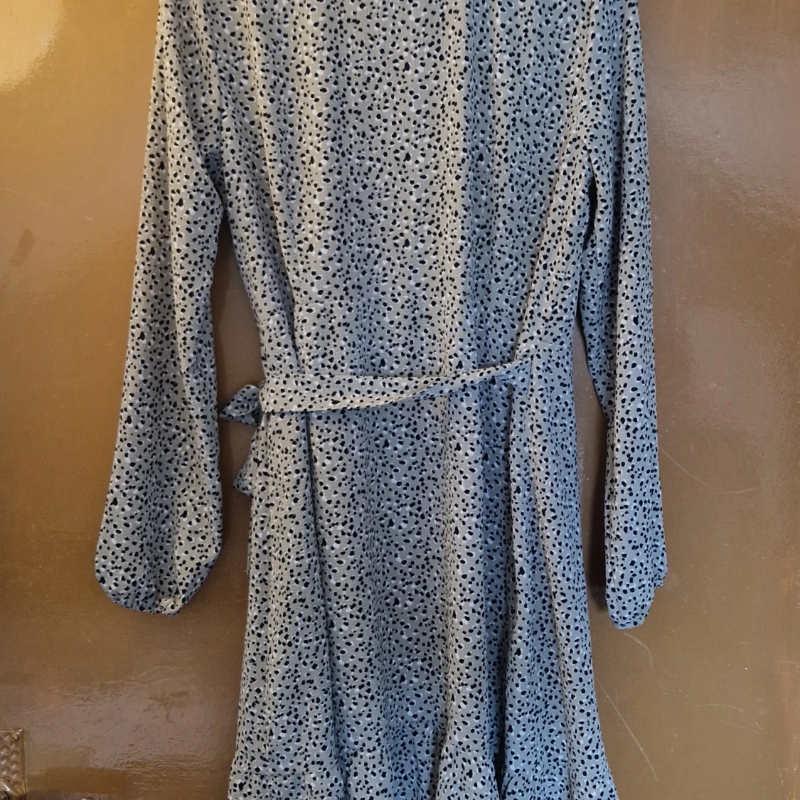 Prickig omlottklänning från ONLY - 2