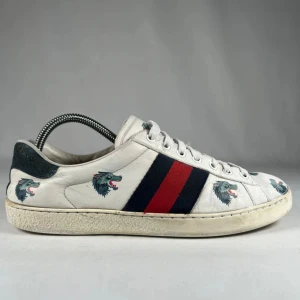 Gucci ace skor - Säljer dessa tvär feta Gucci ace skor i storlek 41,5. Passar även 42. Hör av dig vid funderingar!🙌