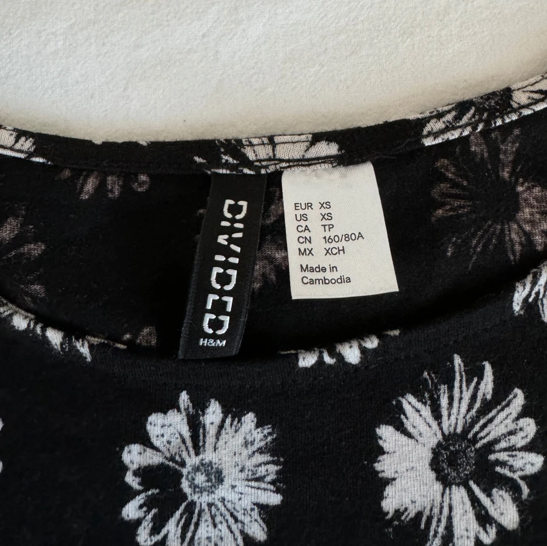 svart blommig topp - 3