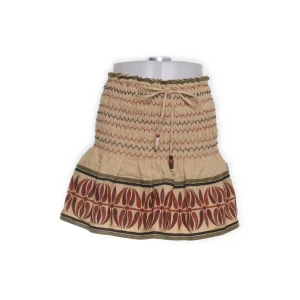 Zara kjol  - säljer denna super fina kjol från Zara, den är i mycket bra skick och knappt använd ! Säljer då den inte längre kommer till användning. Kan skicka fler bilder privat! 💕💕den har även inbyggda shorts 