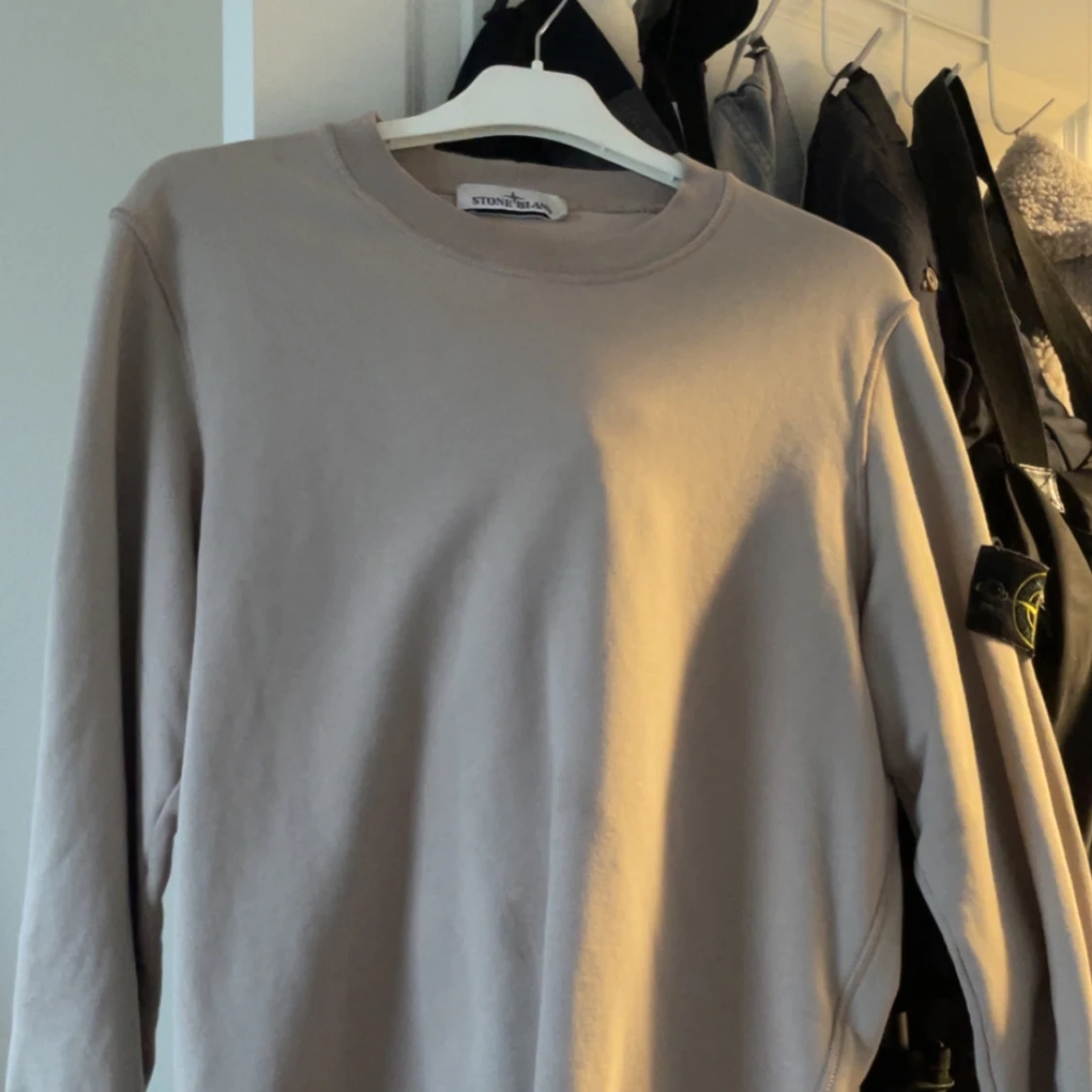 Beige sweatshirt från Stone Island