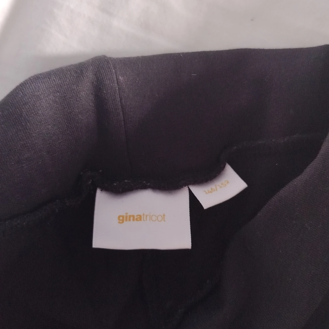 Svarta yoga pants Gina Tricot - 2