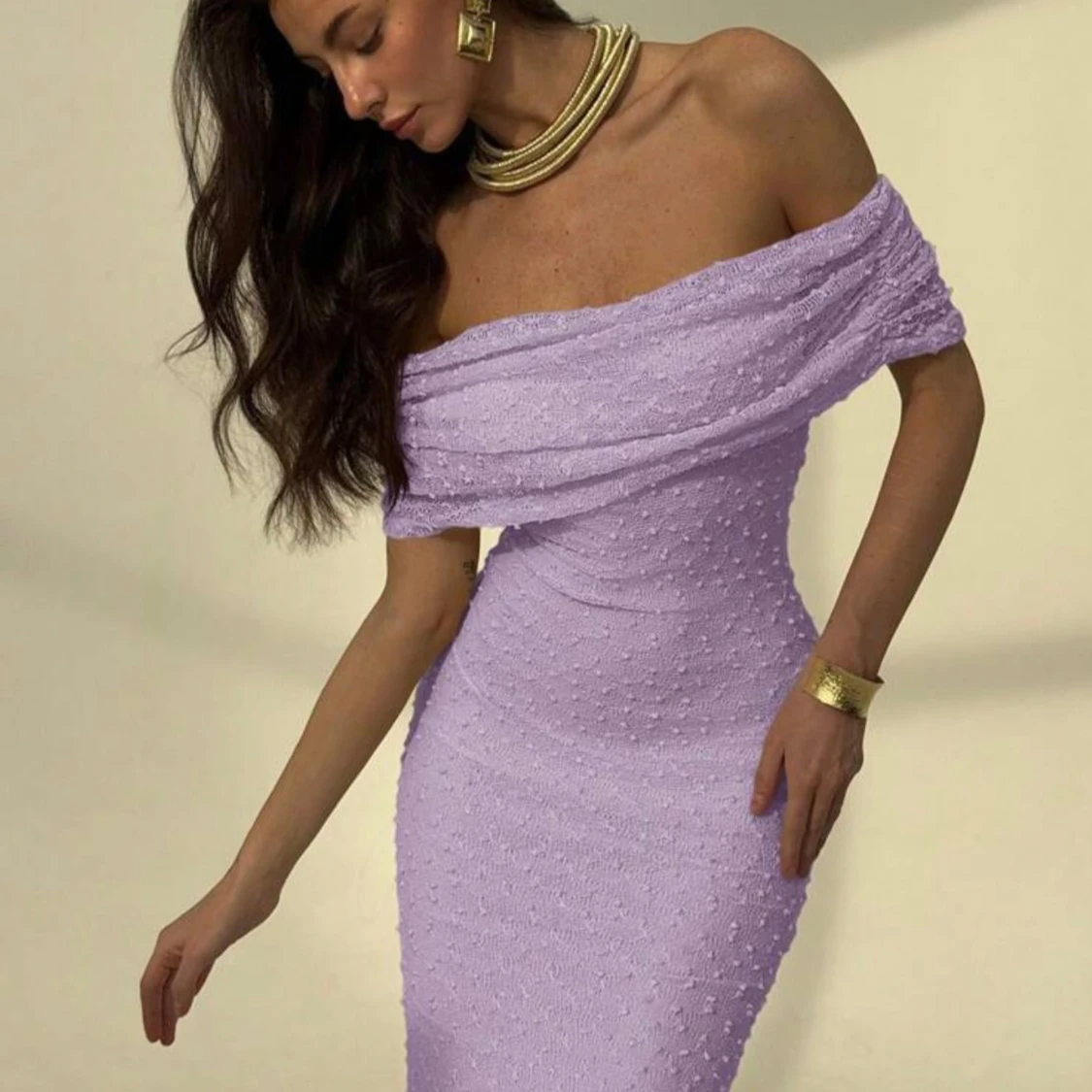 Ljuslila offshoulder långklänning - 1