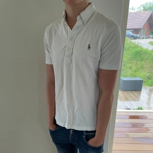 Polo Ralph lauren pike  - Säljer nu denna Polo Ralph lauren piké, skriv för fler bilder/frågor🙌🏼