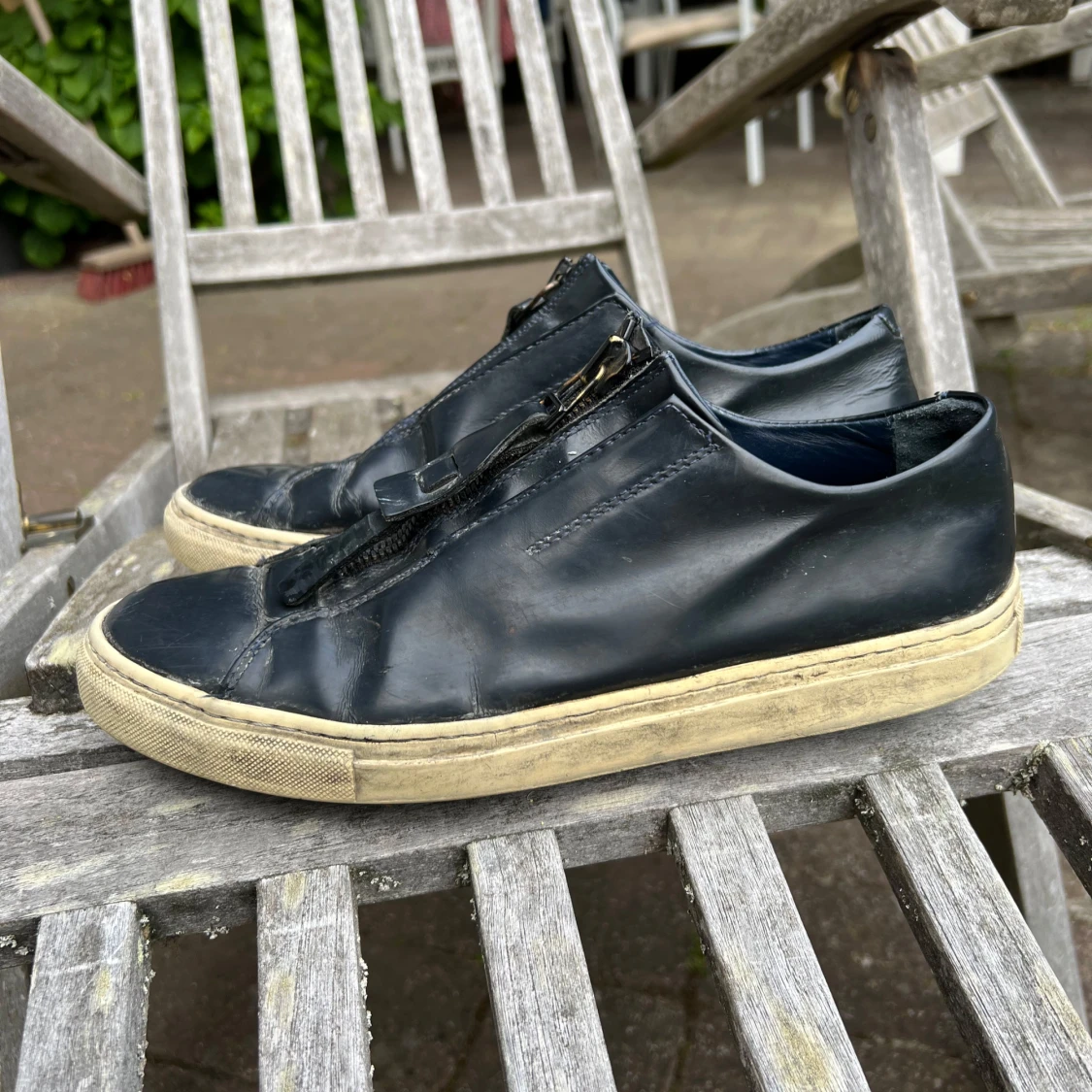 Mörkblå  sneakers från Filippa K med dragkedja - 2