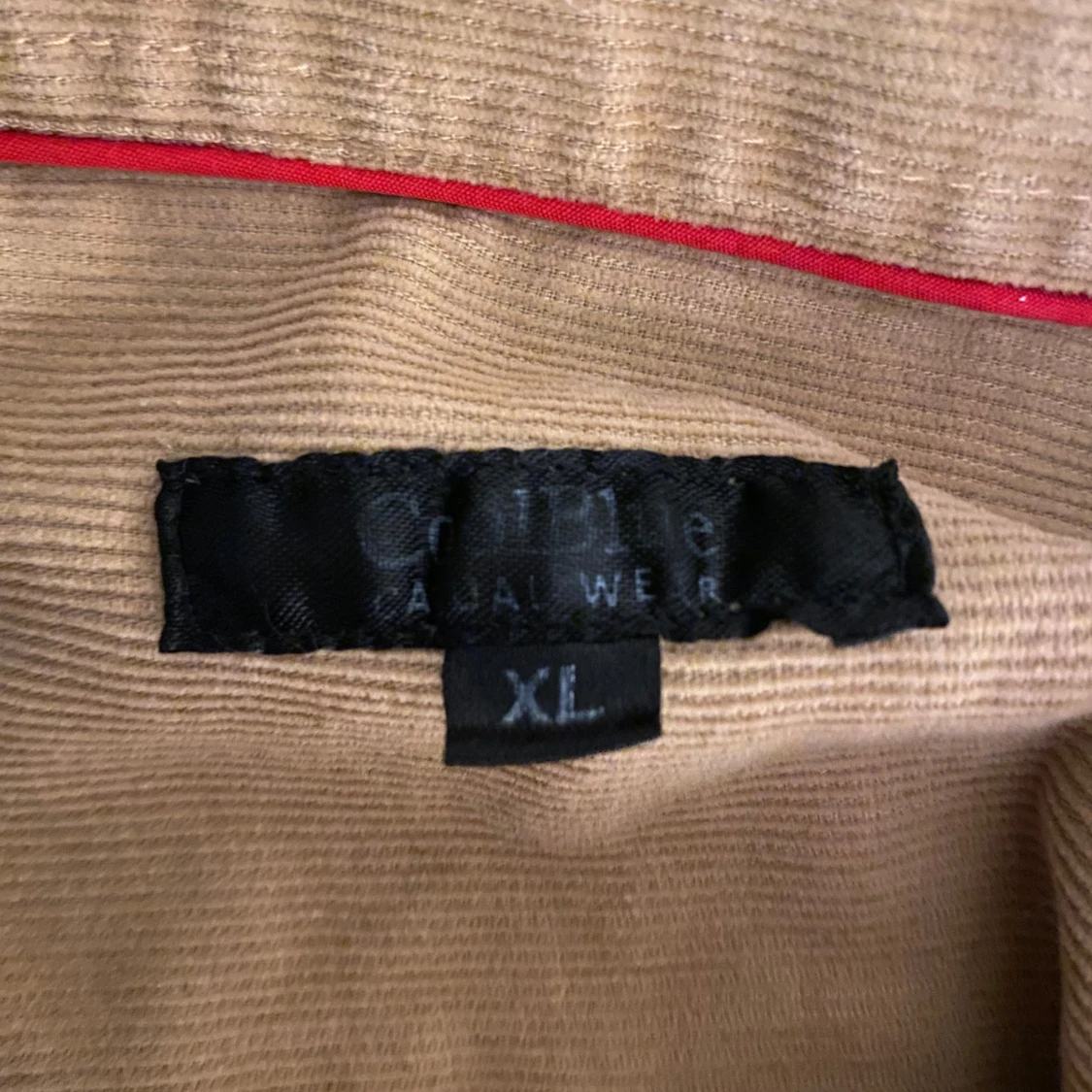 Beige manchester-skjorta från Critic - 2