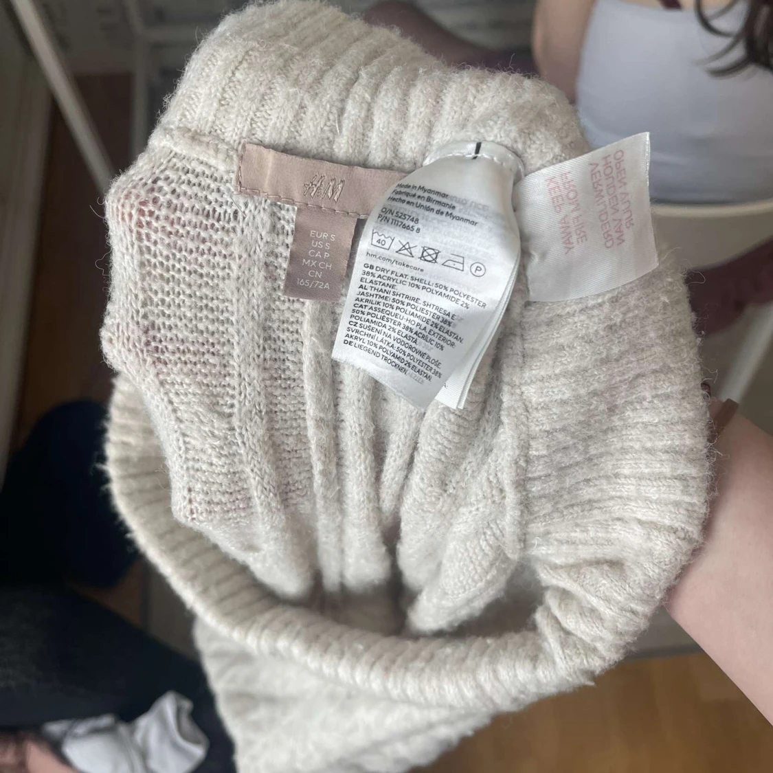 Beige stickade byxor från H&M - 2