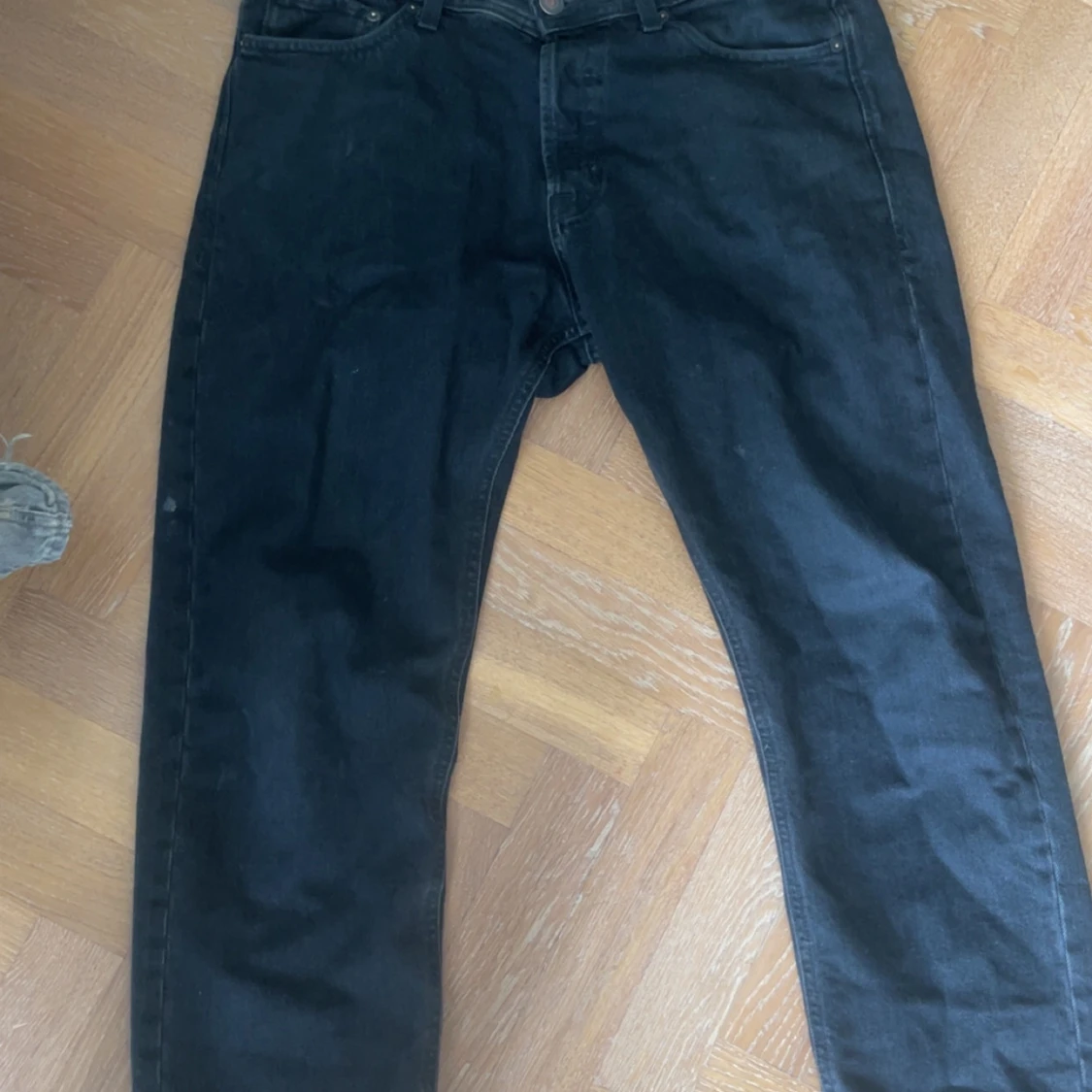 Svarta jeans 