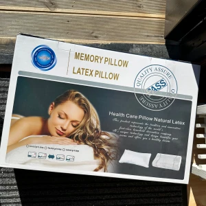 Memory Pillow Latex Pillow - Säljer en ergonomisk kudde med memory foam och naturlatex. Kudden är vit och levereras i originalförpackning. Perfekt för dig som vill ha extra stöd för nacke och huvud under natten.