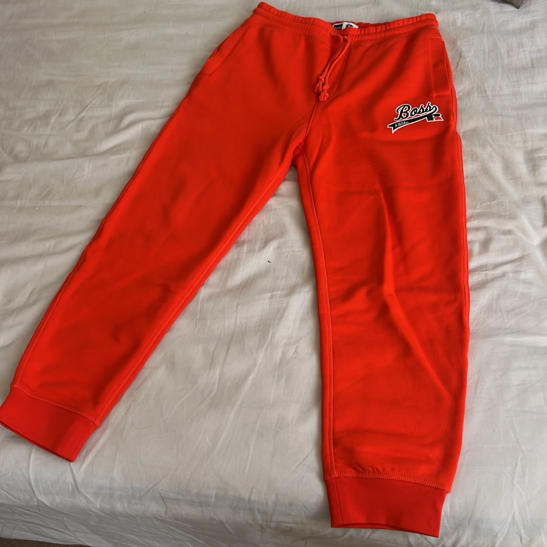 Röda mjukisbyxor från Hugo boss - 2