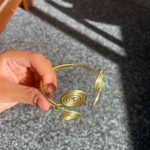 Armcuff till underarmen  - Underarmen 