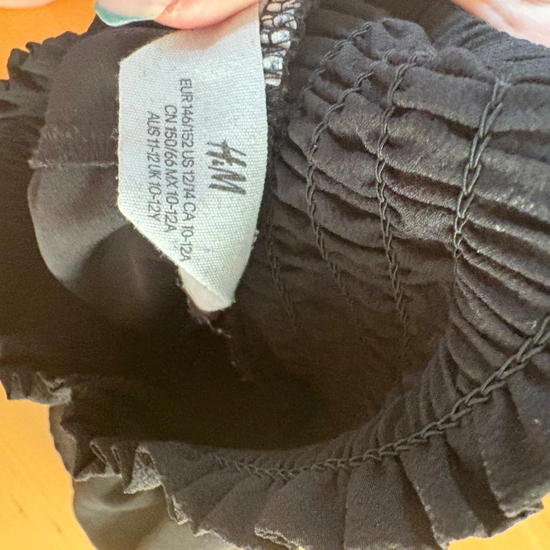 Svart volangkjol från H&M - 3