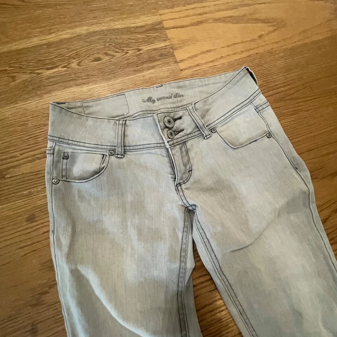 grå bootcut jeans 💓 - 4