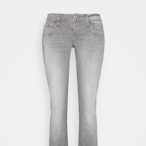 Gråa ltb jeans - Superfina! Använder nästan aldrig. 