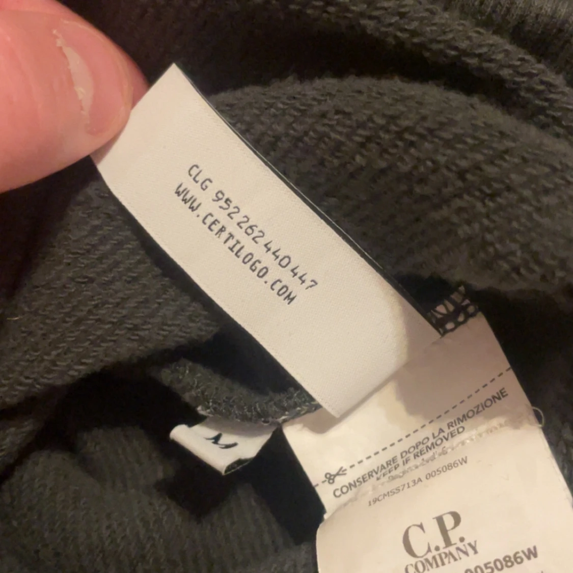 Mörkgrön sweatshirt från cp company - 2