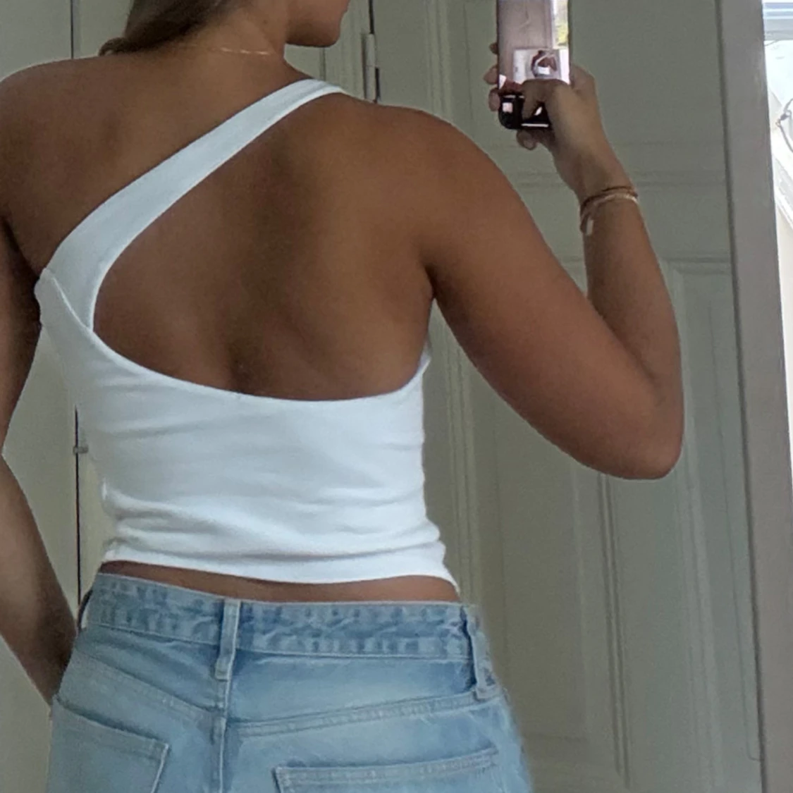 Vit oneshoulder topp öppen rygg - 1