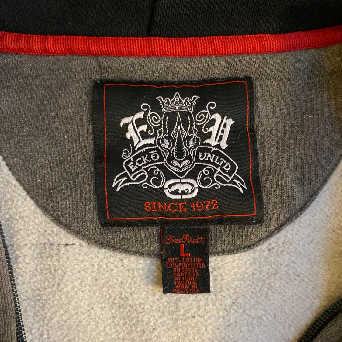 Grå hoodie från Ecko Unltd - 2