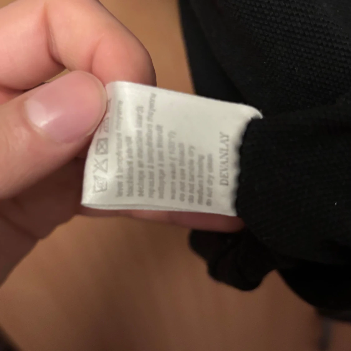 Svart pikétröja från Lacoste - 3