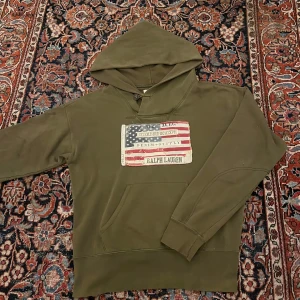 Denim supply Ralph Lauren hoodie! - Säljer sjukt fet Ralph lauren hoodie med fett USA motiv!