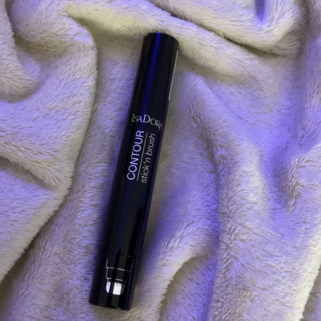 Isadora contour stick