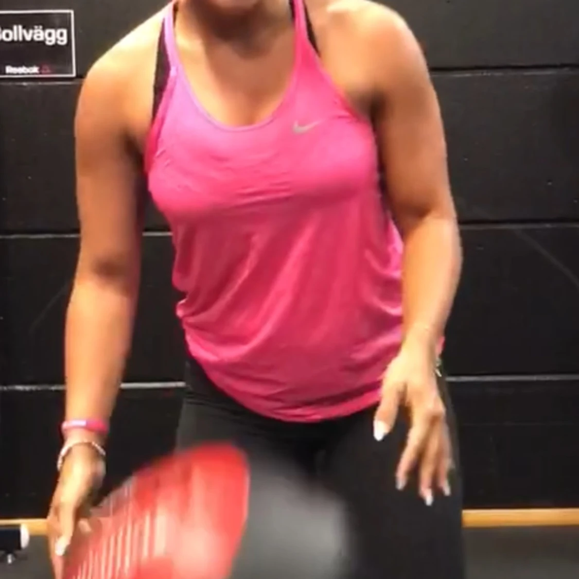 Rosa träningslinne från Nike - 1