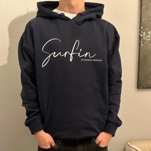 CHILL BUNDLE! - Två sköna tröjor! Skriv till mig för mer information! 