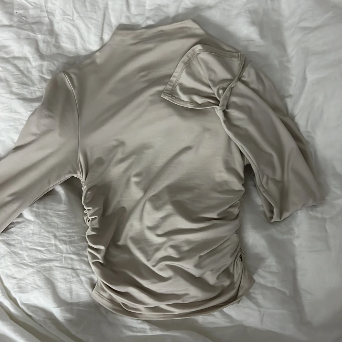 Beige långärmad topp - 1