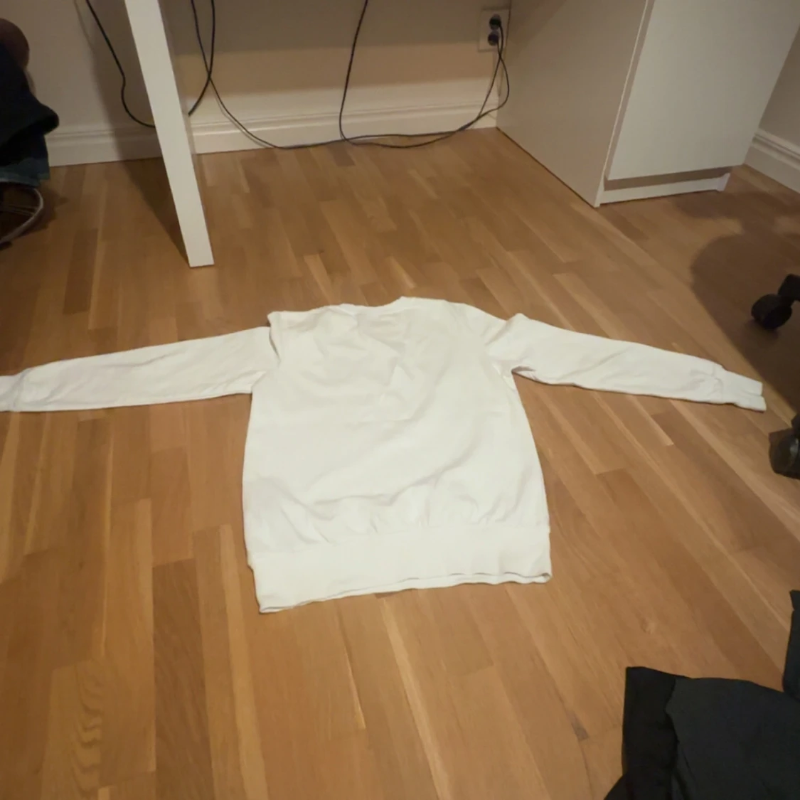 Vit sweatshirt från Levi's - 1