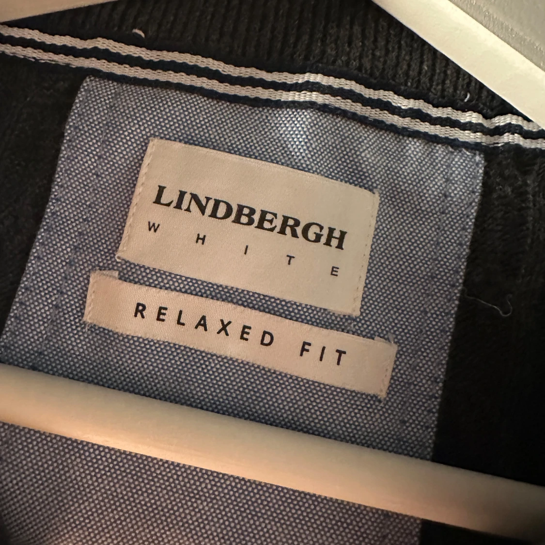 Grå tröja  från Lindbergh - 2