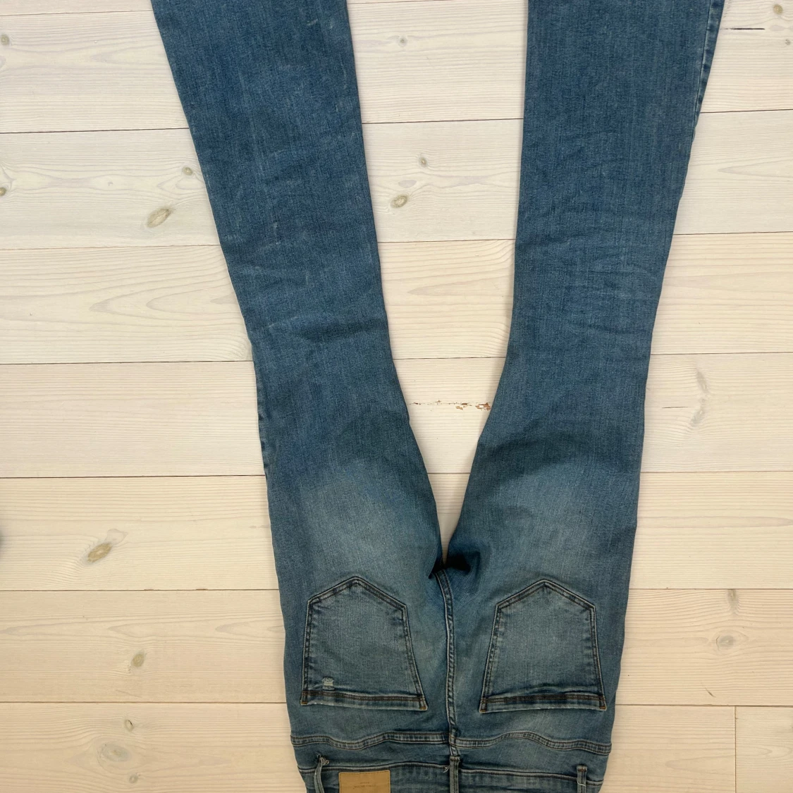 Blå bootcut jeans från Vero Moda - 2