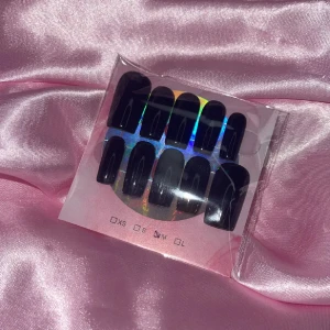 Blk(M); Medium Square;Curved - M: 16 mm, 12 mm, 12,5 mm, 11,5 mm, 10 mm 