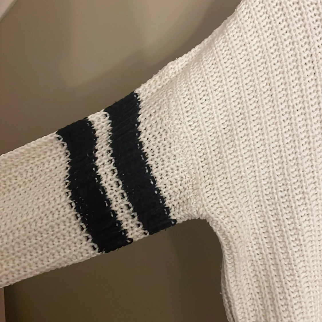 Vit stickad tröja Iconic Sport XS - 1