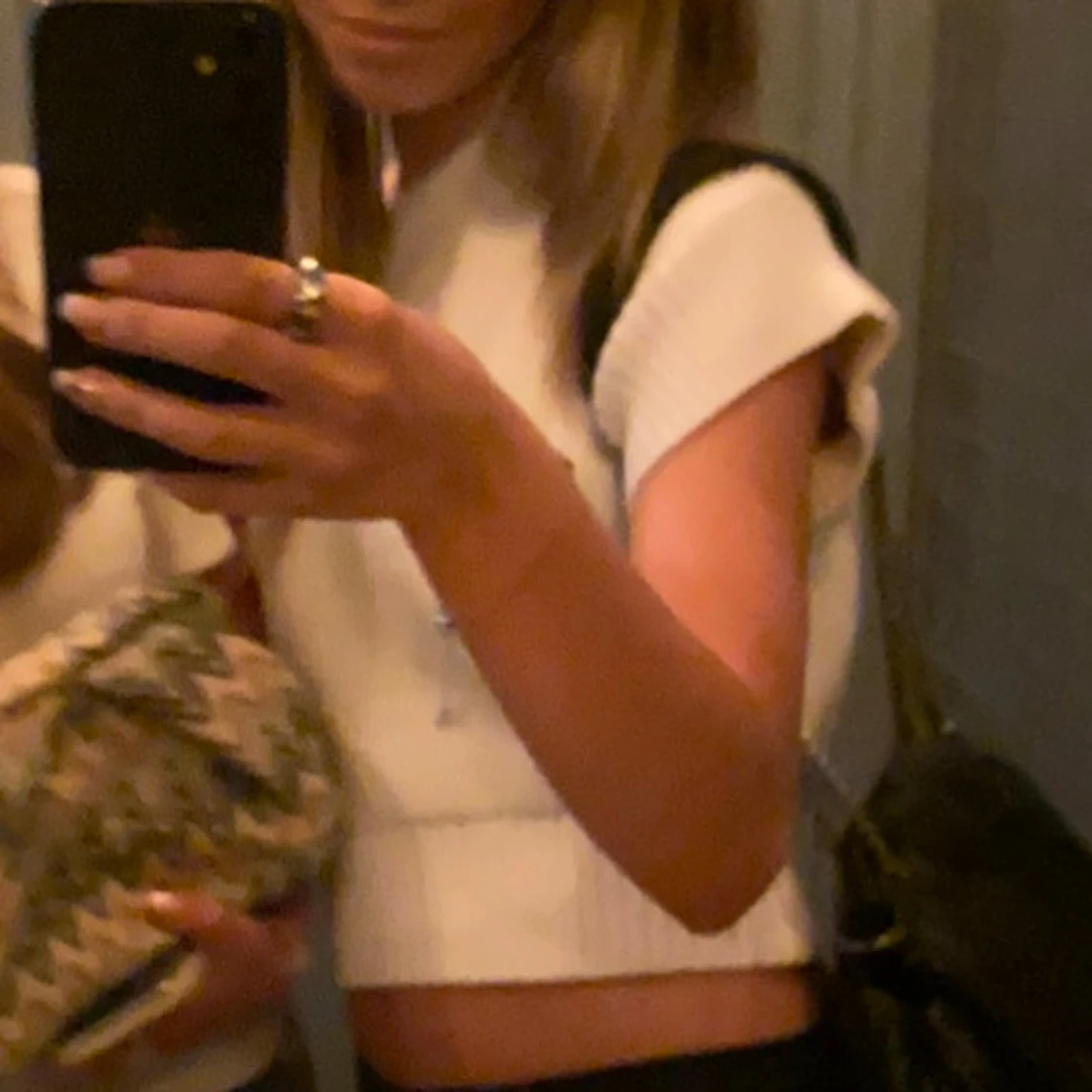 Vit croppad stickad tröja - 2