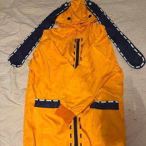 Runa Yomozuki bunny jacket - Runa Yomozuki cosplay jacka, köpt från amazon 2022. Se bilder för defekter🐰 