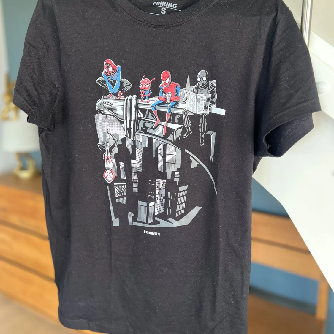 Ny Svart Spiderman t-shirt från Friking S - 3