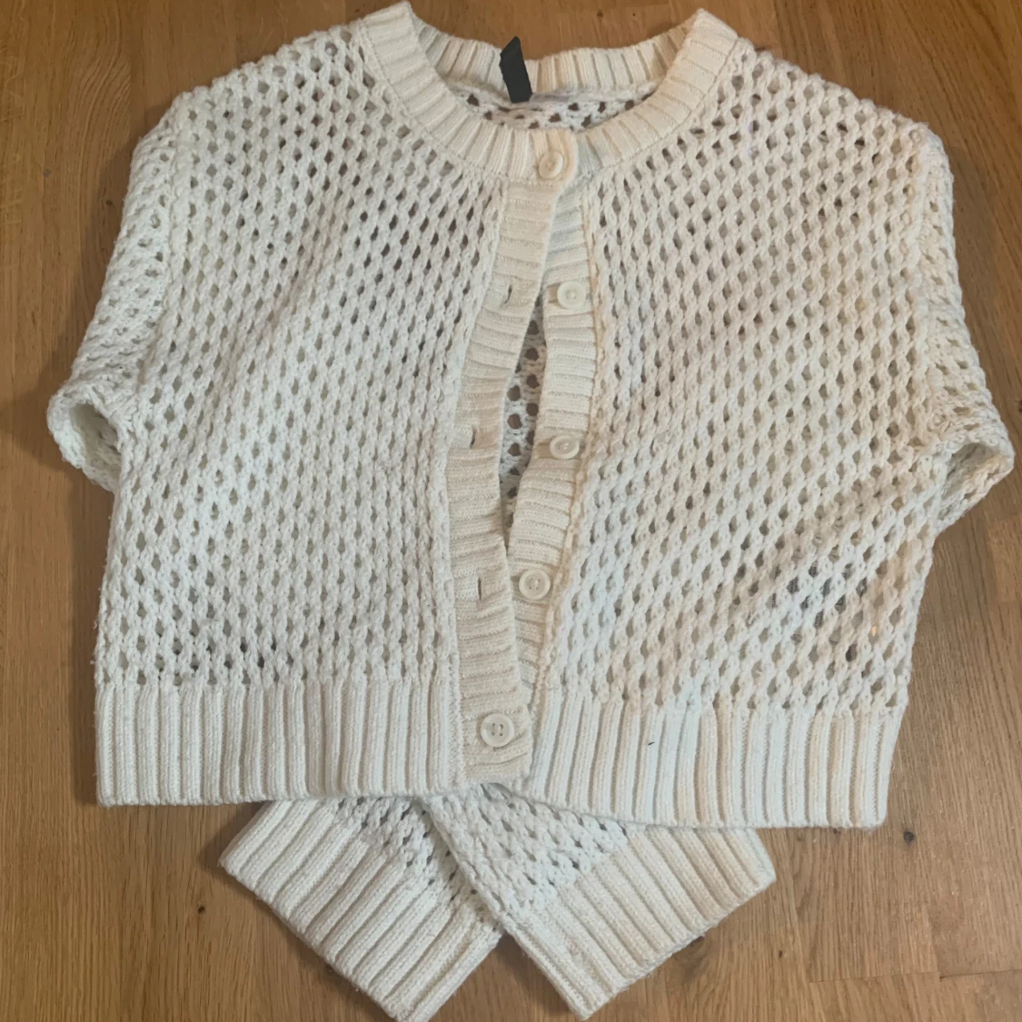 Vit kofta från hm devided