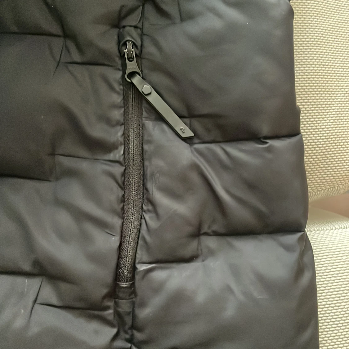 Svart pufferjacka Peak Performance XS - 2