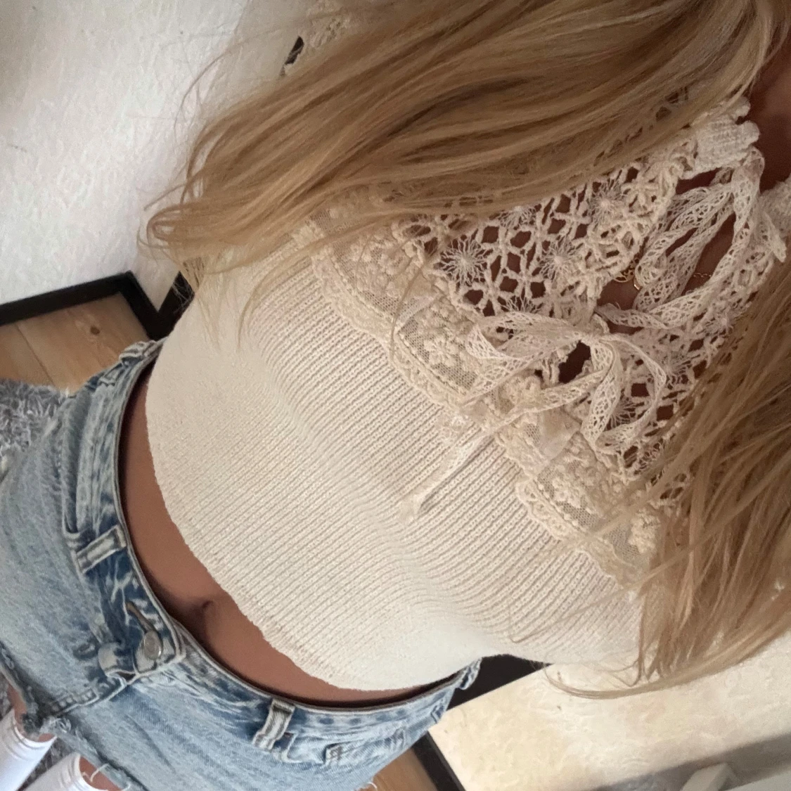 Stickad spetsblus från Zara