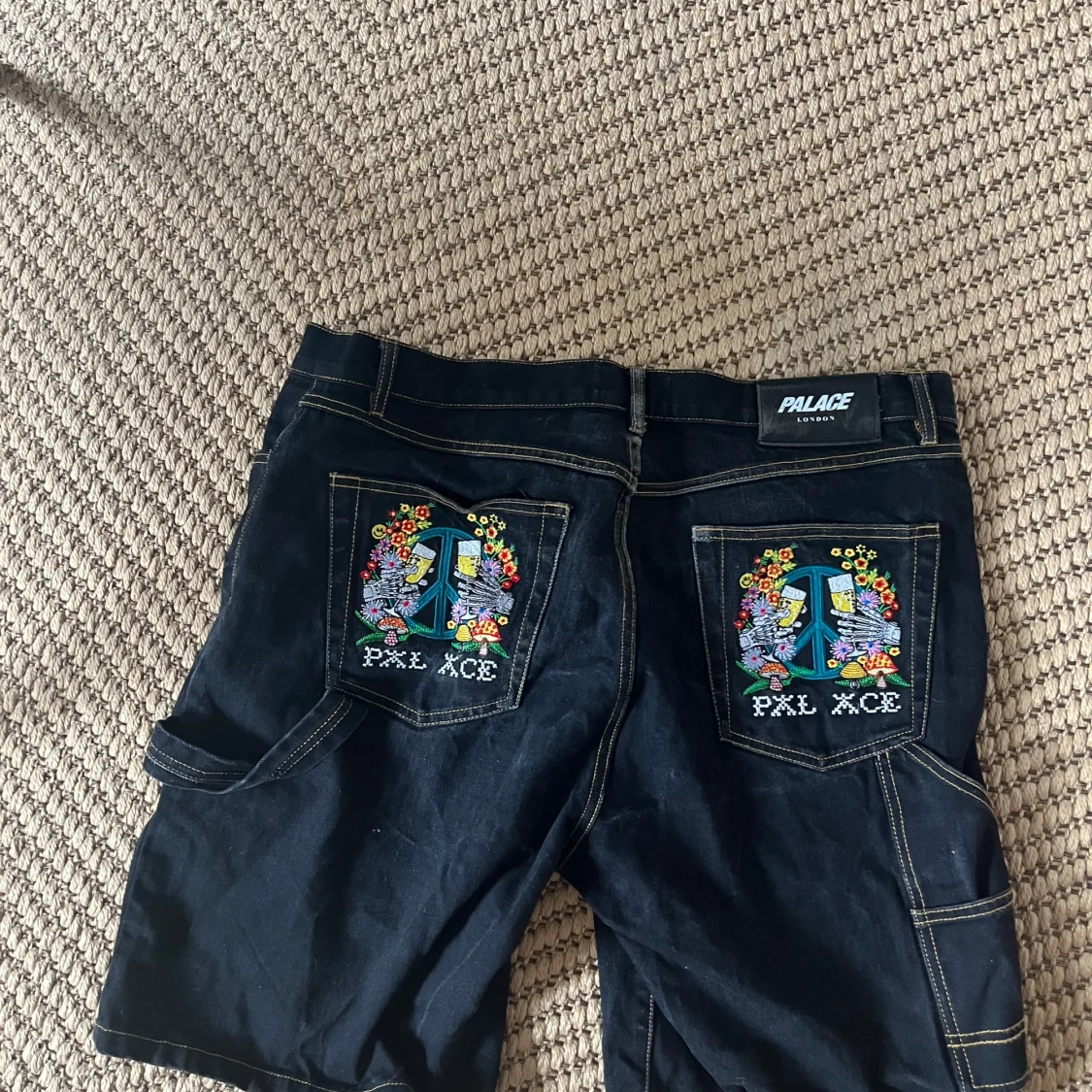 Palace jeansshorts med broderi - 1