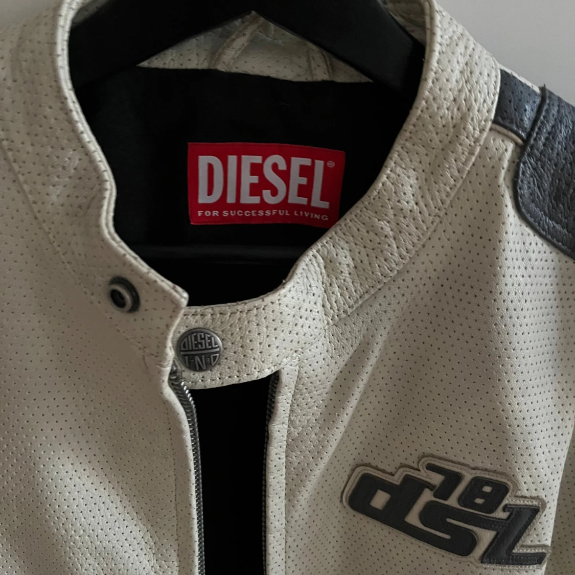 Skinnjacka från Diesel - 2