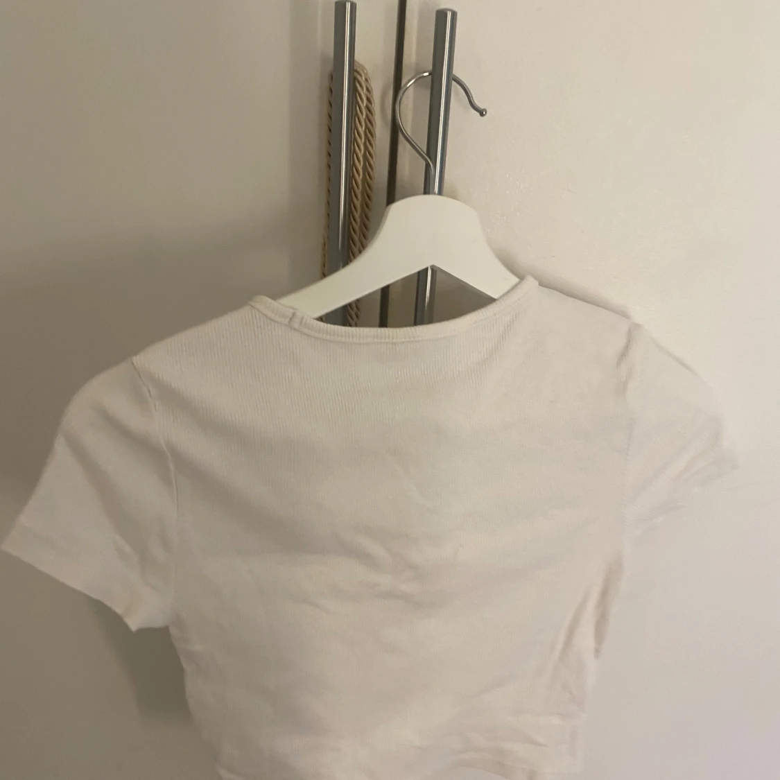 Vit ribbad tröja - 2