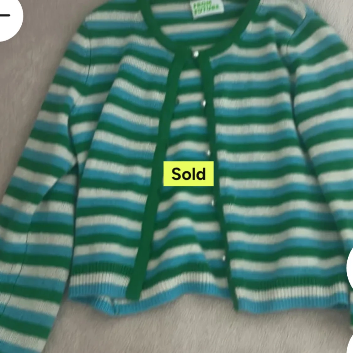 Randig kofta i grönt och blått