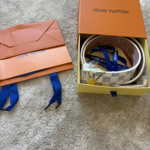 Louis Vuitton bälte - Louis Vuitton bälte helt ny, pris kan diskuteras 