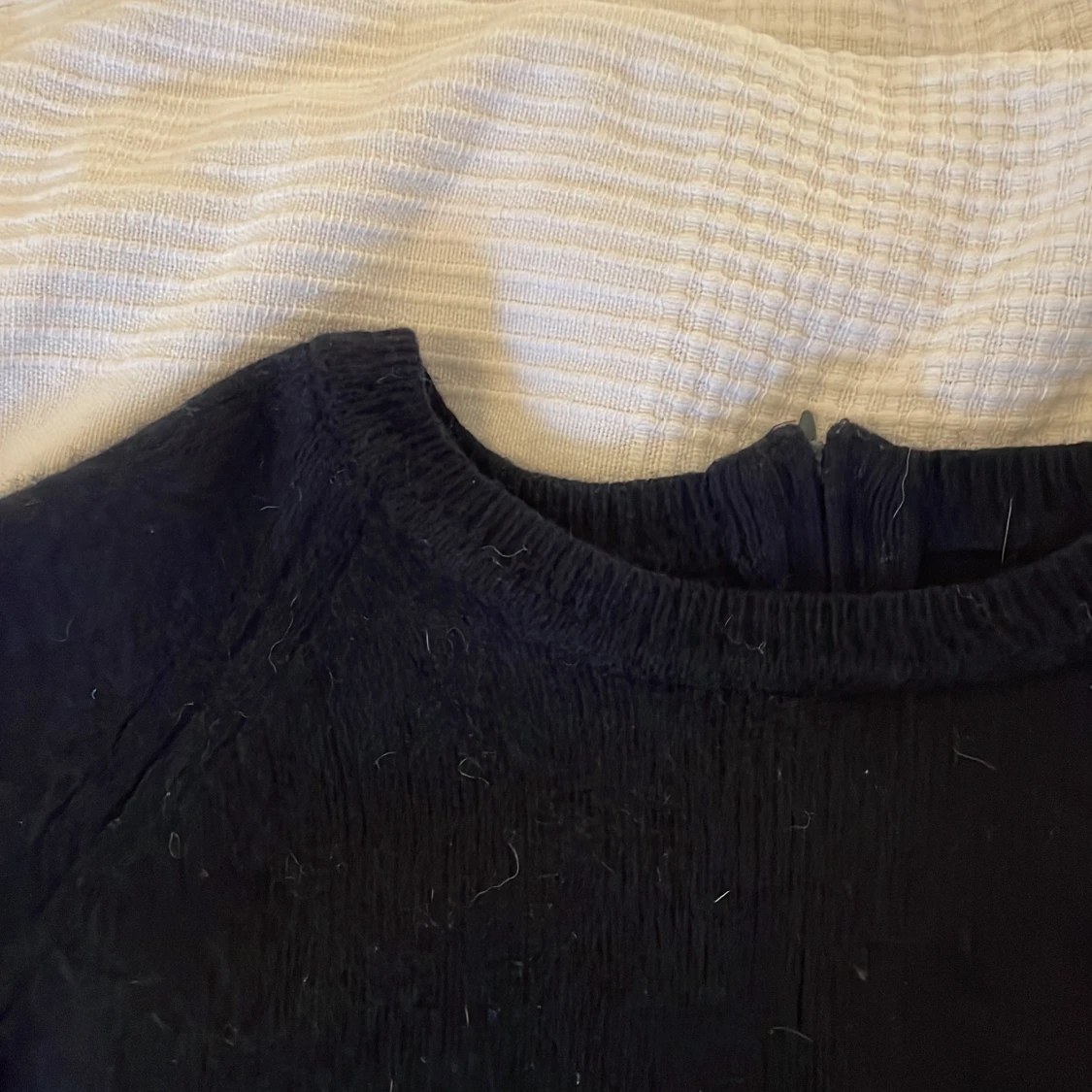 mörkblå stickad tröja från Zara - 1