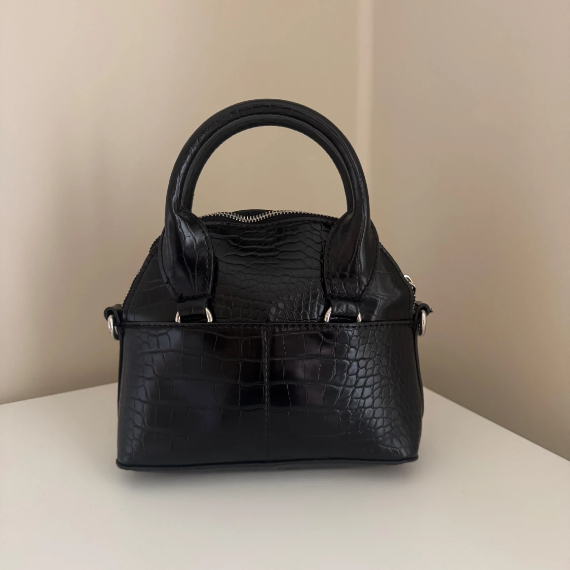 Svart väska Zara  - 1